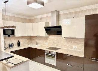 Продается 3-комнатная квартира, 114 м2, Ростов-на-Дону, улица Волкова, 41/1