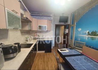 Продажа 3-ком. квартиры, 80 м2, Санкт-Петербург, Ленинский проспект, 55к2, метро Проспект Ветеранов