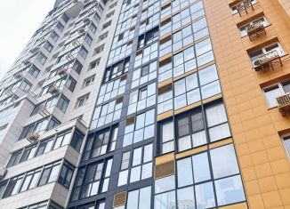 Продам 3-комнатную квартиру, 80 м2, Москва, Рублёвское шоссе, 70к5