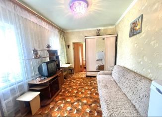 Продается 2-комнатная квартира, 30 м2, Моршанск, улица Лотикова, 29