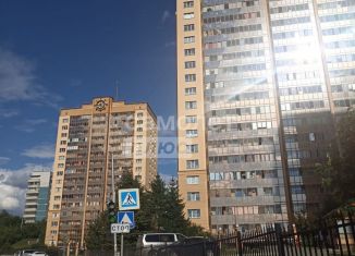 Продаю 2-комнатную квартиру, 56.7 м2, Новосибирск, Лазурная улица, 32