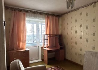 2-ком. квартира в аренду, 40 м2, Кемеровская область, улица Гайдара, 42