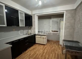 Продам двухкомнатную квартиру, 58 м2, Дагестан, улица Каримова, 10