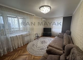 Продажа 3-комнатной квартиры, 62 м2, Адыгея, улица Ленина, 42