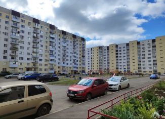 Продается 2-ком. квартира, 50 м2, Саратов, улица Романтиков, 46Б