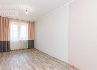 Продается 3-ком. квартира, 63 м2, Уфа, улица Авроры, 7