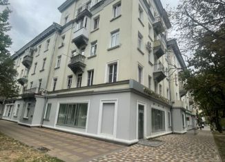 Продажа 2-ком. квартиры, 70 м2, Ставрополь, улица Михаила Морозова, 3, Ленинский район