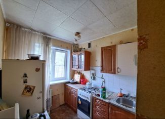 Продам 2-комнатную квартиру, 48 м2, Снежинск, улица Дзержинского, 27