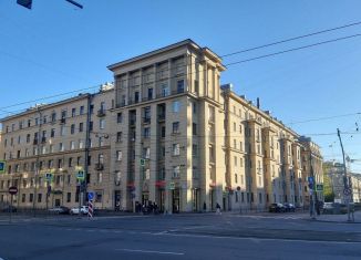 Продаю комнату, 12.3 м2, Санкт-Петербург, Новочеркасский проспект, метро Новочеркасская