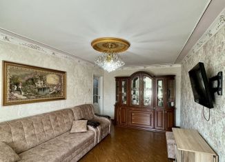 Продается 3-комнатная квартира, 75 м2, Чечня, улица Вахи Алиева, 52А