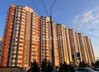 Продается трехкомнатная квартира, 79.2 м2, рабочий посёлок Боброво, Крымская улица, 15