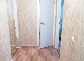 Однокомнатная квартира в аренду, 40 м2, Псков, улица Юности, 9