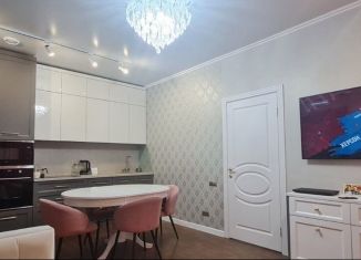 Сдаю в аренду 3-ком. квартиру, 68 м2, Челябинск, проспект Героя России Е.Н. Родионова, 8, ЖК Ньютон