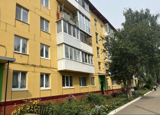 Продаю трехкомнатную квартиру, 54 м2, Воткинск, Ленинградская улица, 15