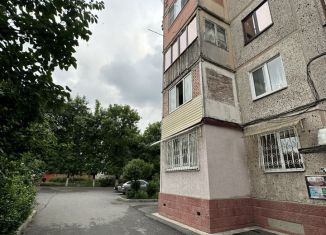 Продажа 1-комнатной квартиры, 32 м2, Владикавказ, Автобусный переулок, 10