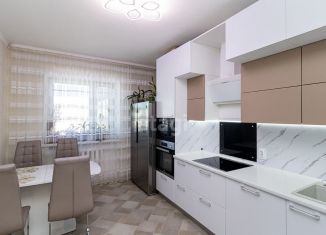 Продается трехкомнатная квартира, 76.8 м2, Тюмень, улица Евгения Богдановича, 11/3