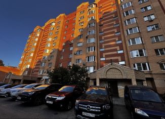 Сдам в аренду 1-ком. квартиру, 38 м2, Московская область, Окский проспект