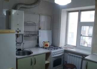 Аренда 1-ком. квартиры, 30 м2, Новороссийск, улица Шевченко, 55