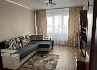 Сдается в аренду 3-ком. квартира, 70 м2, Омск, 33-я Северная улица