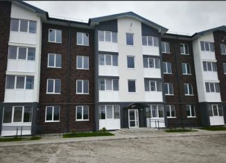 Продам двухкомнатную квартиру, 42.2 м2, посёлок Голубево, Лазурная улица, 29к2