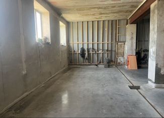 Сдаю в аренду гараж, 30 м2, Новоалтайск, Коммунистическая улица, 108