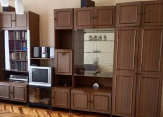 Сдам 3-ком. квартиру, 60 м2, Санкт-Петербург, Саратовская улица