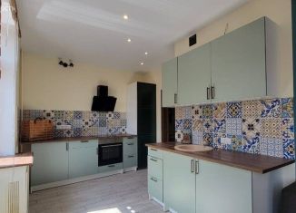 Продается 4-ком. квартира, 95.6 м2, Химки, Набережный проезд, 3