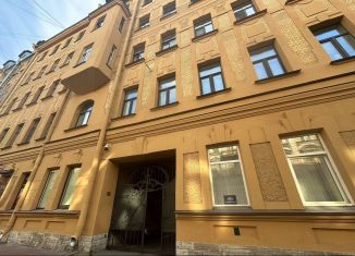 Двухкомнатная квартира в аренду, 60 м2, Санкт-Петербург, улица Рылеева, 17-19