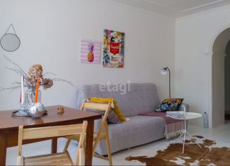 Продажа 2-ком. квартиры, 52.8 м2, Тюмень, улица Щербакова, 96