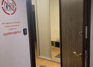 Продаю 3-комнатную квартиру, 109 м2, Омская область, улица Малиновского, 18к1