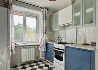 Сдам в аренду 1-комнатную квартиру, 35 м2, Санкт-Петербург, Народная улица