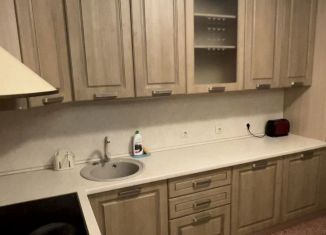 Сдается в аренду однокомнатная квартира, 45 м2, Москва, Ярцевская улица, 27к1