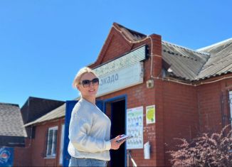 Продажа торговой площади, 100 м2, деревня Малая Венья, Весовая улица, 2Б