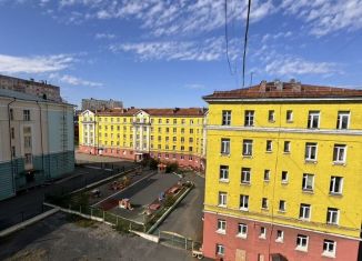 Продаю 3-комнатную квартиру, 64 м2, Норильск, Комсомольская улица