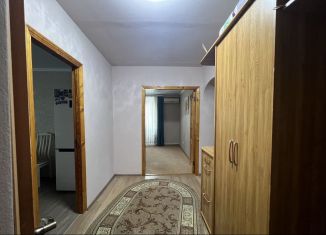 Продам 3-ком. квартиру, 65.8 м2, Горячий Ключ, улица Герцена, 54