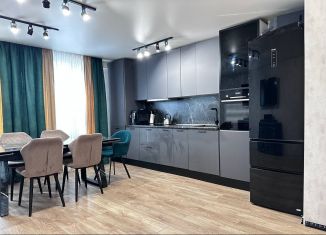 Продажа 3-ком. квартиры, 66.2 м2, Березники, улица Льва Толстого, 5, ЖК У Пруда