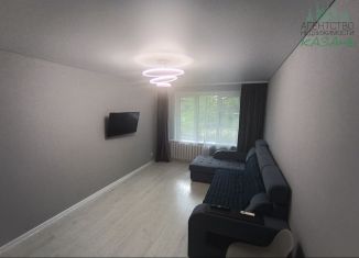 Продается 2-ком. квартира, 48 м2, Татарстан, улица Хади Такташа, 89