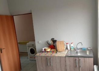 Сдам в аренду 2-комнатную квартиру, 48 м2, Краснодар, 3-й проезд Болотникова, 3, микрорайон Дубинка