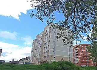 Продается 2-комнатная квартира, 62 м2, Горячий Ключ, Рябиновая улица, 2Бк1