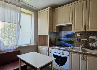 Продаю 2-ком. квартиру, 57 м2, Ставрополь, улица Пирогова, 40/2, микрорайон № 34