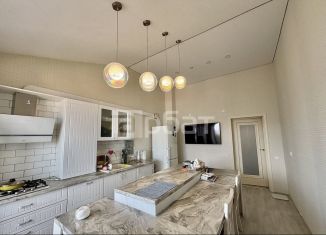 Продам 3-ком. квартиру, 83.8 м2, Кострома, улица Войкова, 30