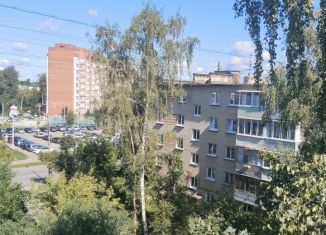 Продается двухкомнатная квартира, 48 м2, Серпухов, Советская улица, 118
