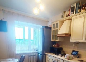 Продам 2-ком. квартиру, 58.6 м2, Лиски, улица Лысенко, 6