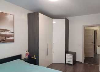 Продаю трехкомнатную квартиру, 81.5 м2, Кудрово, Областная улица, 5к1