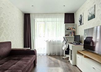 Продам 2-комнатную квартиру, 43 м2, Северодвинск, Октябрьская улица, 11