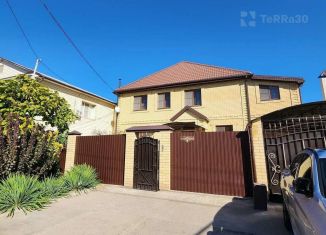 Продается дом, 307 м2, Астрахань, 2-я Земляничная улица, 9, Советский район