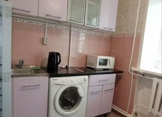Продаю 1-ком. квартиру, 32.1 м2, Давлеканово, Коммунистическая улица, 11А
