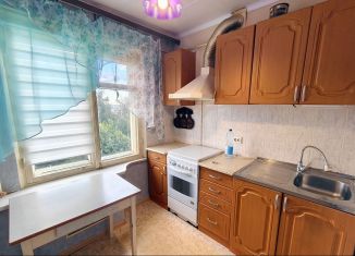 Продам трехкомнатную квартиру, 59.5 м2, Карелия, улица Жуковского, 10