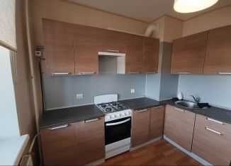 Сдается двухкомнатная квартира, 50 м2, Кингисепп, улица Строителей, 16