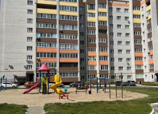 Продаю 1-ком. квартиру, 38 м2, Брянск, Почтовая улица, 154